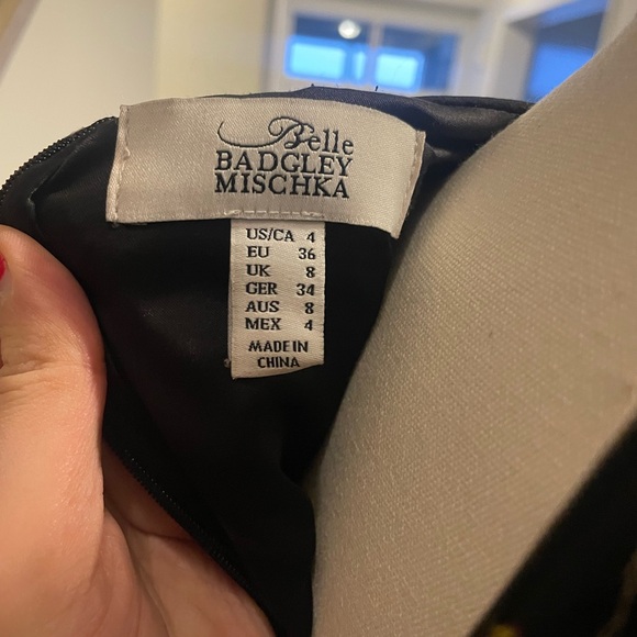 Fancy black dress - Picture 4 of 5